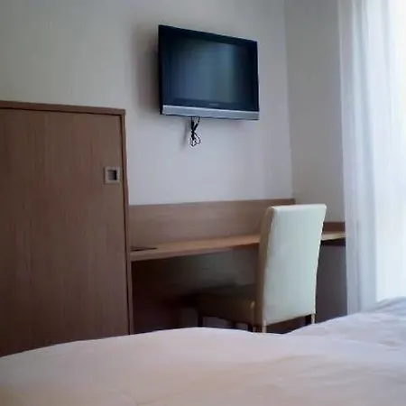Szálloda Blie, Bed & Breakfast, Self Check-in 3*