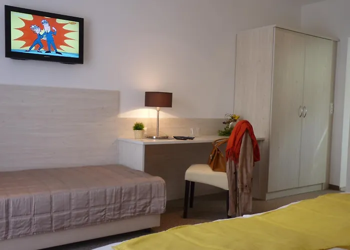 Blie, Bed & Breakfast, Self Check-in ホテル ホルン